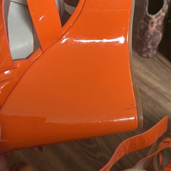 Orange VeraWang Lavender sandals - Picture 8 of 8